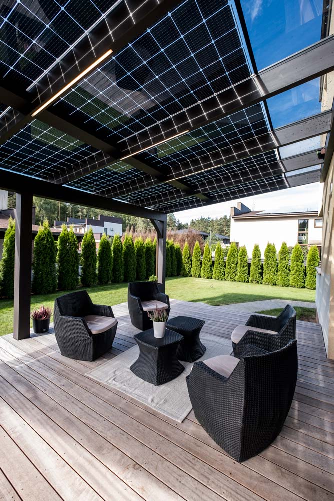 Photovoltaikmodule einer begleiteten Anlage aus der Region